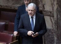 Qatargate: Ο Αβραμόπουλος επιχειρεί να μπλοκάρει το ευρωπαϊκό ένταλμα – Η νέα θεσμική δοκιμασία