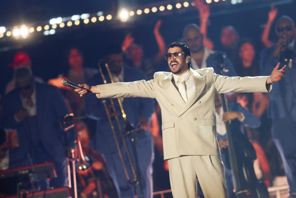 Bad Bunny: Ξεπέρασε το 1 δισ. δολάρια σε έσοδα από συναυλίες και γράφει ιστορία