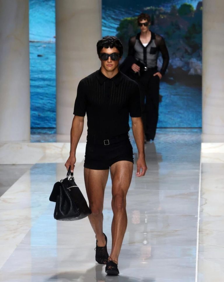 Dolce & Gabbana: Το μεσογειακό καλοκαίρι στο επίκεντρο της νέας ανδρικής συλλογής