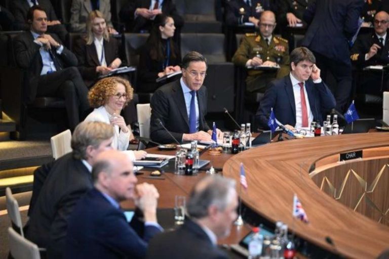  Η αποαμερικανοποίηση της ευρωπαϊκής άμυνας ξεκίνησε.Είναι έτοιμη η Ευρώπη;