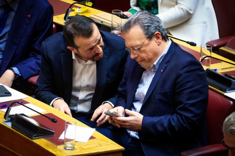 Ο Φάμελλος εναντίον όλων: Ο πόλεμος διαδοχής που διαλύει τον ΣΥΡΙΖΑ πριν από τη μεγάλη μάχη