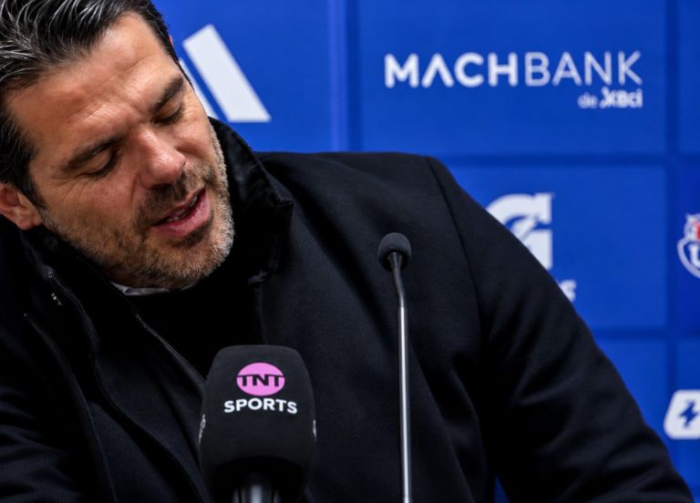 Συγκλονιστικό βίντεο: Η στιγμή που ο Φερνάντο Γκάγκο παθαίνει έμφραγμα σε συνέντευξη Τύπου [vid]