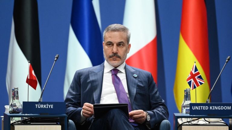 Το Μεγάλο Παζάρι του Ερντογάν: Οι S-400, ο Πούτιν και το ΝΑΤΟ