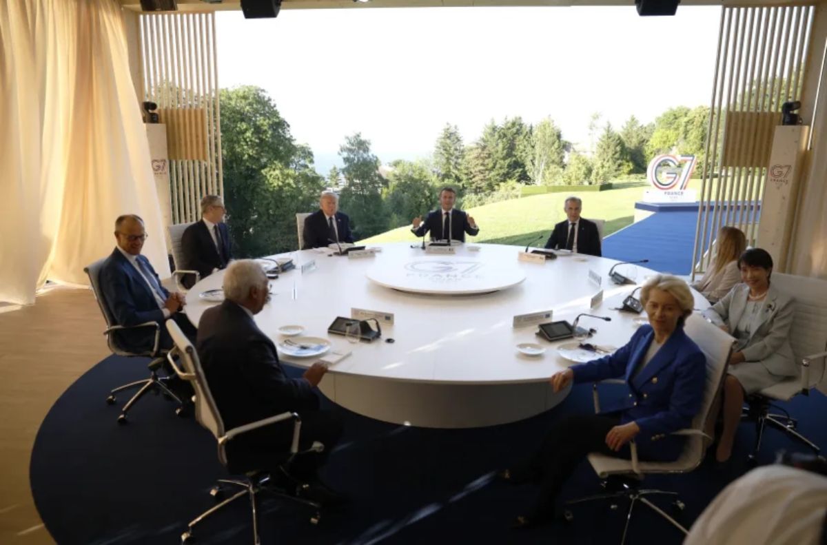 G7 ΣΦΙΓΓΕΙ ΤΗ ΘΗΛΙΑ ΣΤΟΝ ΠΟΥΤΙΝ – Ο Τραμπ Απειλεί με Επιστροφή των Κυρώσεων στο Ρωσικό Πετρέλαιο