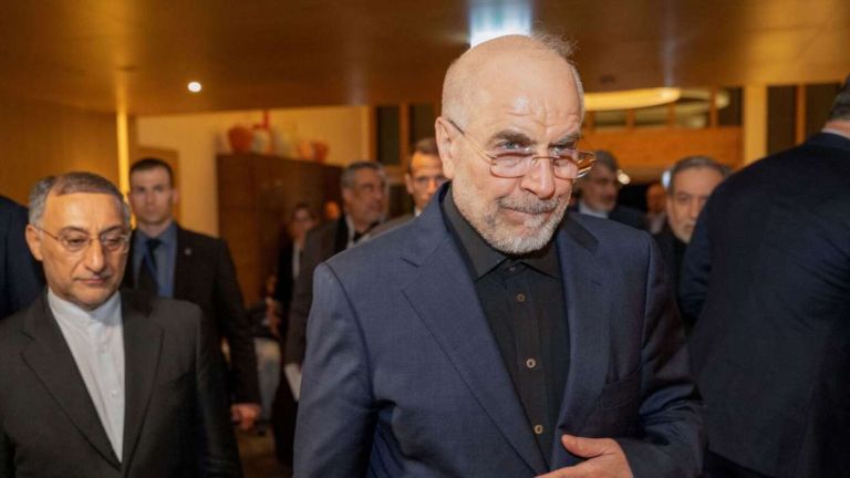 Στενά του Ορμούζ: Το νέο γεωπολιτικό μπρα-ντε-φερ Ιράν–ΗΠΑ και ο κίνδυνος για την παγκόσμια ενέργεια