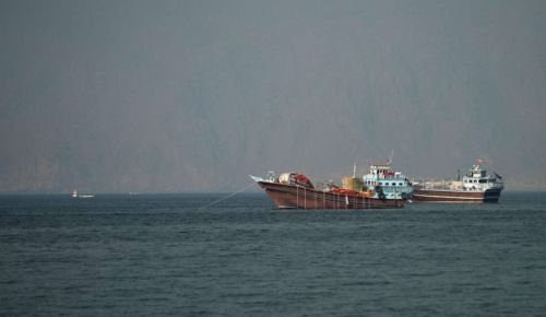 Κλειστά και πάλι τα Στενά του Ορμούζ, λένε οι Φρουροί της Επανάστασης