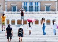 Θερμικός θόλος στην Ευρώπη: 40άρια, τροπικές νύχτες και αυξημένος κίνδυνος πυρκαγιών