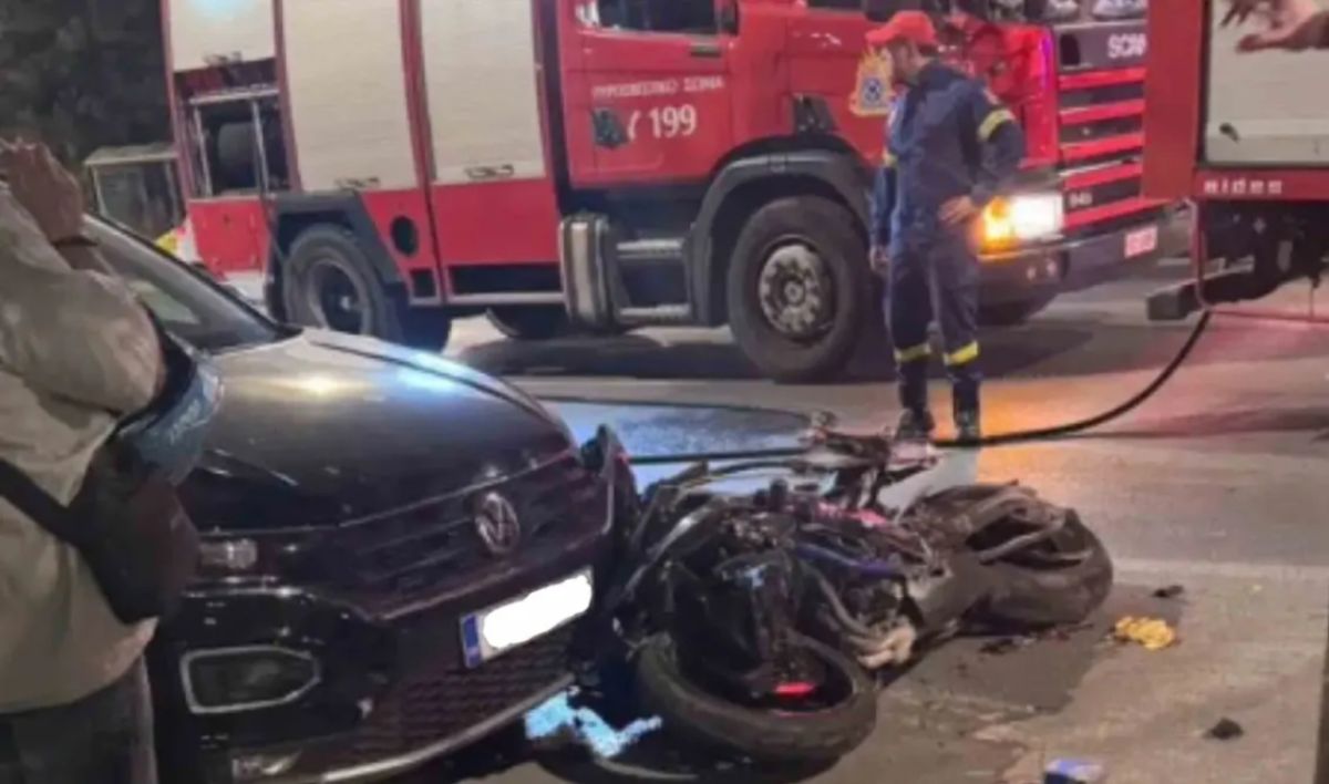 Θανατηφόρο τροχαίο με παράσυρση στην Καλλιθέα – Νεκρός οδηγός μοτοσυκλέτας, τραυματίστηκε γυναίκα