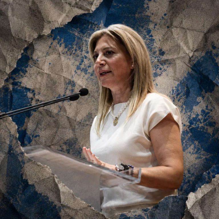 Φυλλορροεί η «Ελπίδα»; Οι πρώτες αποχωρήσεις φέρνουν τριγμούς στο εγχείρημα της Καρυστιανού