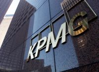 Έκθεση KPMG: Πρωτιά της Ελλάδας στην ΕΕ στη μείωση των παράνομων τσιγάρων