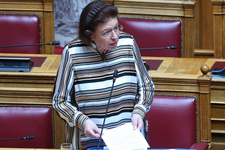 Λίνα Μενδώνη: Στο τελικό στάδιο η αποκατάσταση του Τεμένους Βαγιαζήτ στον Έβρο
