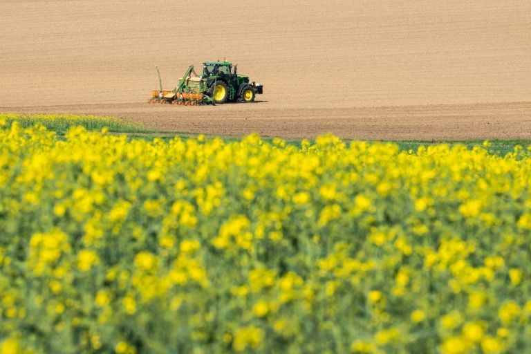 Αγρότες: Καταβλήθηκαν 33,58 εκατ. ευρώ σε 67.746 δικαιούχους για αγορά λιπασμάτων