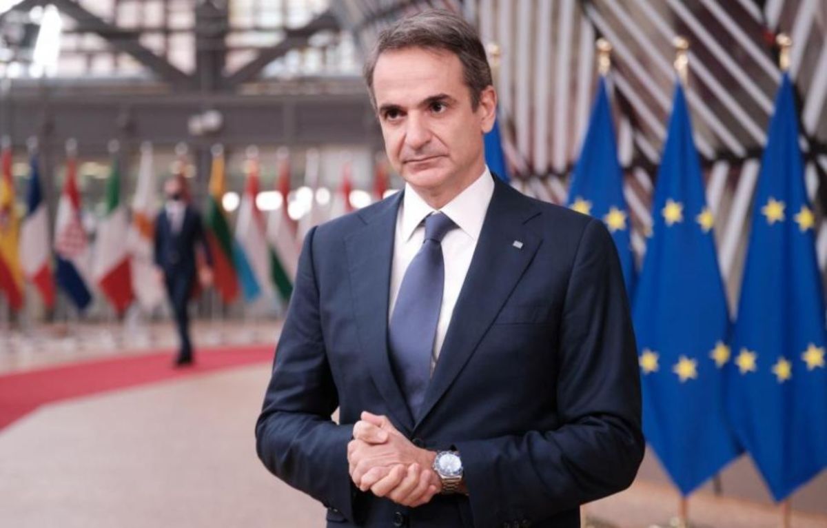 Στις Βρυξέλλες ο Μητσοτάκης: Η μεγάλη διαπραγμάτευση για τα χρήματα, την άμυνα και το μέλλον της ΕΕ