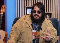 Νίκος Τερζής:«Ο Σάκης,ο Μαζωνάκης ήταν μηδέν όταν ασχολήθηκα–Δεν μπορώ να γράψω για κάποιον που δεν γουστάρω»