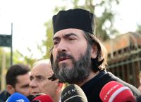 Κιβωτός: Παραπέμπονται σε δίκη για οικονομική διαχείριση ο π.Αντώνιος,η πρεσβυτέρα και ένας συνεργάτης