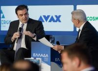 Πιερρακάκης: «Η ανάπτυξη 2% οφείλεται στις επενδύσεις, τις εξαγωγές και τη μείωση φόρων»