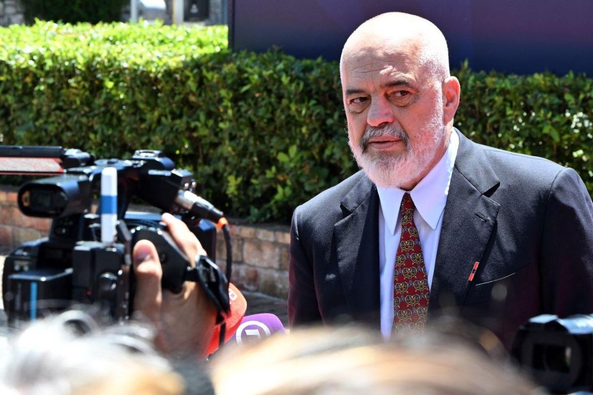 Ράμα για το θέρετρο του γαμπρού του Τραμπ: «Αν δεν ήταν ο Κούσνερ, κανείς δεν θα ενδιαφερόταν»