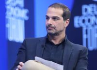 Σακελλαρίδης: «Η Αριστερά δεν μπορεί να μείνει αιχμάλωτη του 2015»