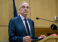 Σαμαράς: «Η μεγάλη κεντροδεξιά παράταξη έχει μείνει χωρίς εκπροσώπηση» – Σενάρια για νέο πολιτικό φορέα