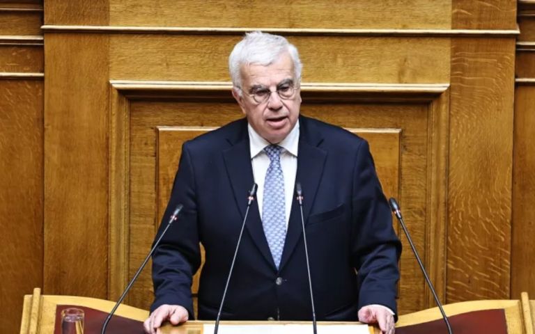 Επίθεση Κουκουλοφόρων στο σπίτι του βουλευτή της ΝΔ Στρ. Σιμόπουλου [pics]