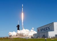 SpaceX: Ιστορική IPO με αποτίμηση-μαμούθ 1,8 τρισ. δολαρίων
