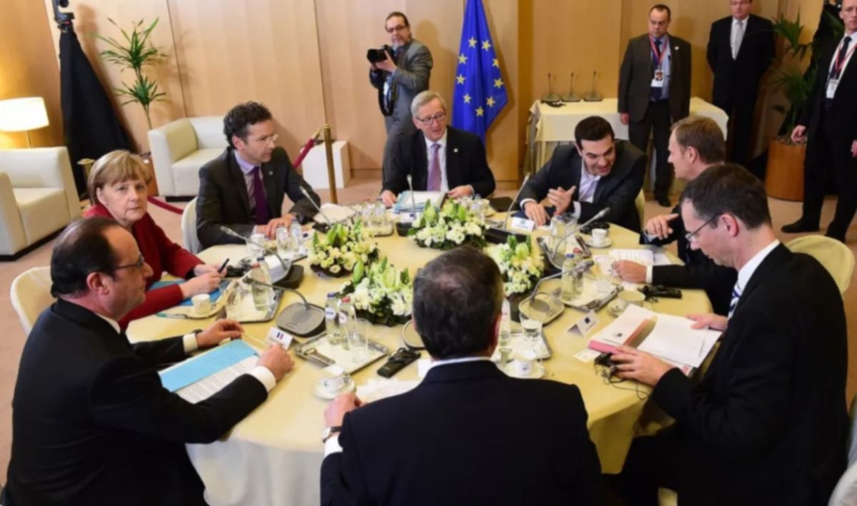 «Στο Χιλιοστό»: «Είπα στους δικούς μου χάσαμε την Ελλάδα»-Το τηλεφώνημα Ολάντ στον Τσίπρα μετά το δημοψήφισμα