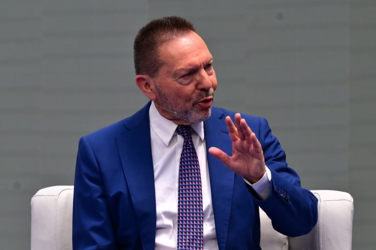 ΤτΕ: Ισχυρό άλμα 36,9% στις ταξιδιωτικές εισπράξεις τετραμήνου – Στα 2,79 δισ. ευρώ