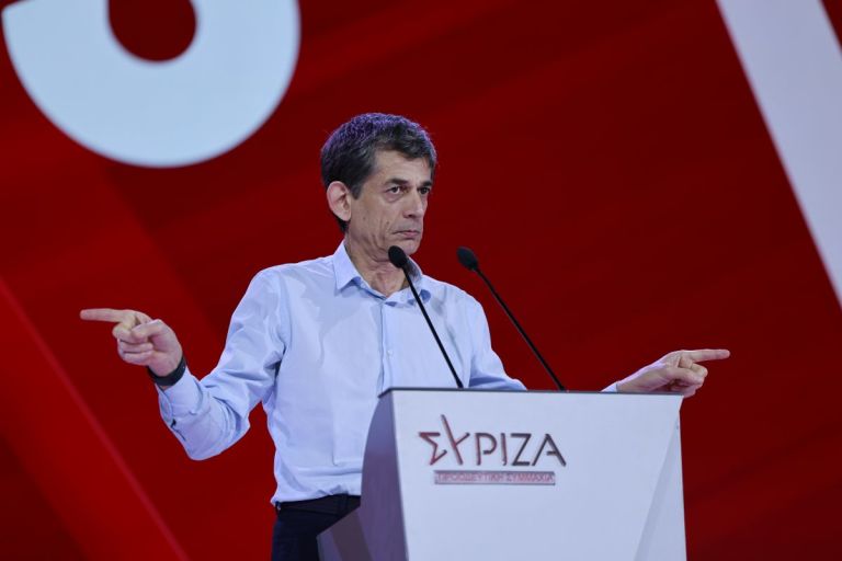 Καρανίκας: Ακατάλληλη για το προεδρείο της Βουλής η Ακρίτα