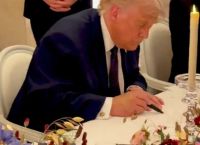 Ο Τραμπ χτυπά τους επικριτές της συμφωνίας με το Ιράν: «Ζηλιάρηδες, κακοί ή ηλίθιοι»