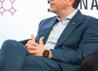 «Πάμε για να νικήσουμε» – Ο Τσίπρας σηκώνει το γάντι στον Μητσοτάκη και βάζει πήχη τη διακυβέρνηση