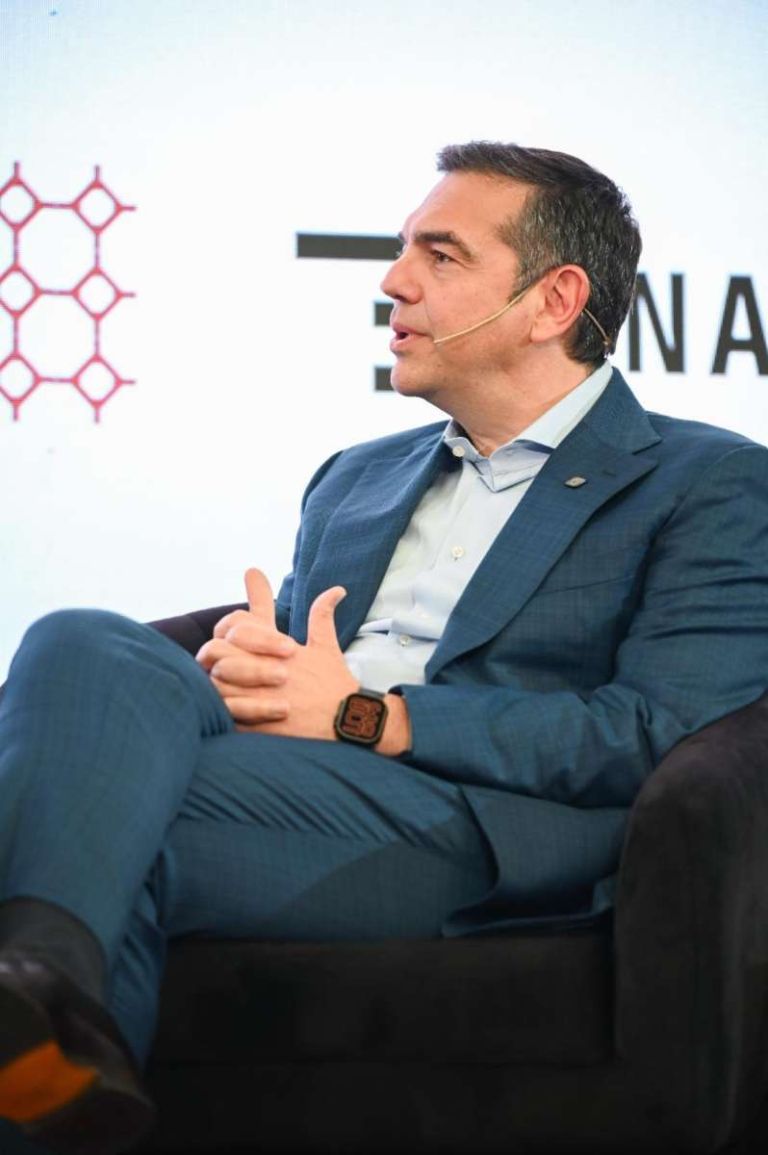 «Πάμε για να νικήσουμε» – Ο Τσίπρας σηκώνει το γάντι στον Μητσοτάκη και βάζει πήχη τη διακυβέρνηση