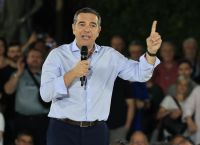 Ο ΤΣΙΠΡΑΣ ΜΠΑΙΝΕΙ ΞΑΝΑ ΣΤΟ ΠΑΙΧΝΙΔΙ: Πρώτη Προεκλογική Εμφάνιση και Ευθεία Πρόκληση στον Μητσοτάκη