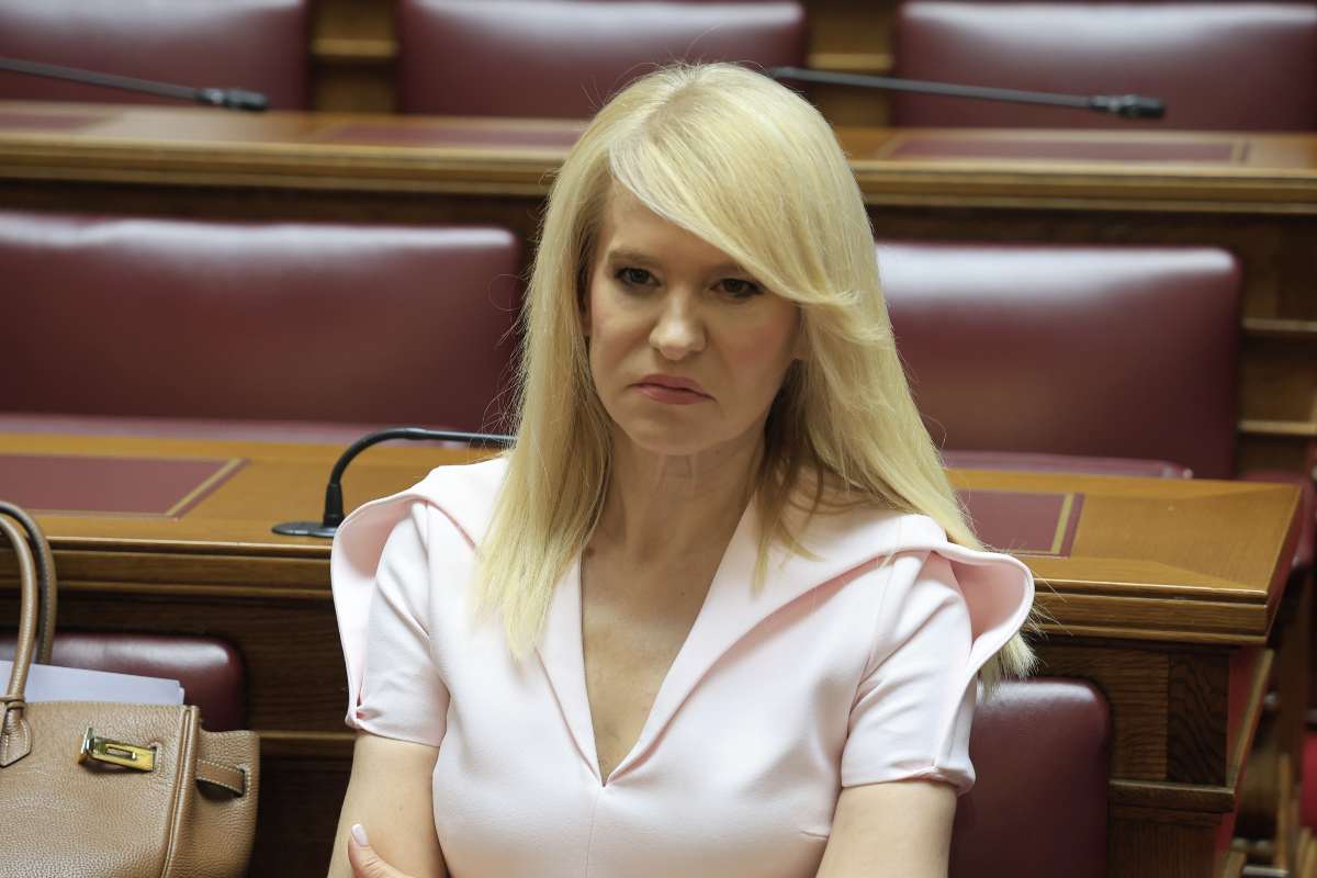 Τζάκρη: Ο Κασσελάκης ομολογεί μόνος του ότι πάει στη δεξιά, νόμισε ότι παριστάνει τον Μεσσία