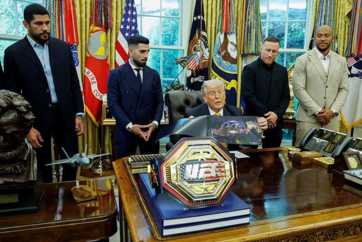 Η Πολιτική ως Σόου: Το UFC στον Λευκό Οίκο και η Νέα Εποχή Εντυπωσιασμού της Εξουσίας στις ΗΠΑ