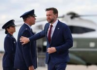 ΗΠΑ και Ιράν συζητούν στην Ελβετία: Οι παίκτες, η ατζέντα και τα μηνύματα