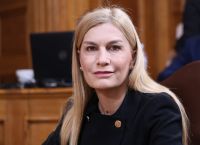 Βολουδάκη: «Με κανόνες και ευρωπαϊκό πλαίσιο η νέα μεταναστευτική πολιτική»