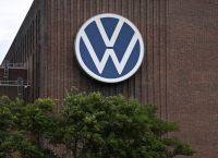 Volkswagen: Σχέδιο-σοκ για έως 100.000 απολύσεις και λουκέτο σε τέσσερα εργοστάσια