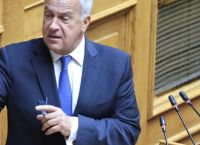 «Να Βουλιάξουμε βάρκες;» Η φράση Βορίδη άναψε φωτιές στη Βουλή και τίναξε τη συζήτηση στον αέρα