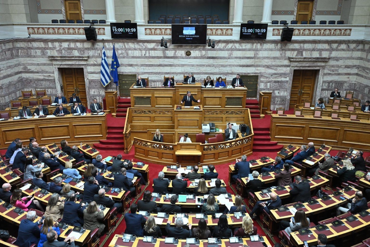 Εκλογικός πυρετός και εσωκομματικές ρωγμές: η μάχη των καλπών ξεκίνησε πριν στηθούν οι κάλπες