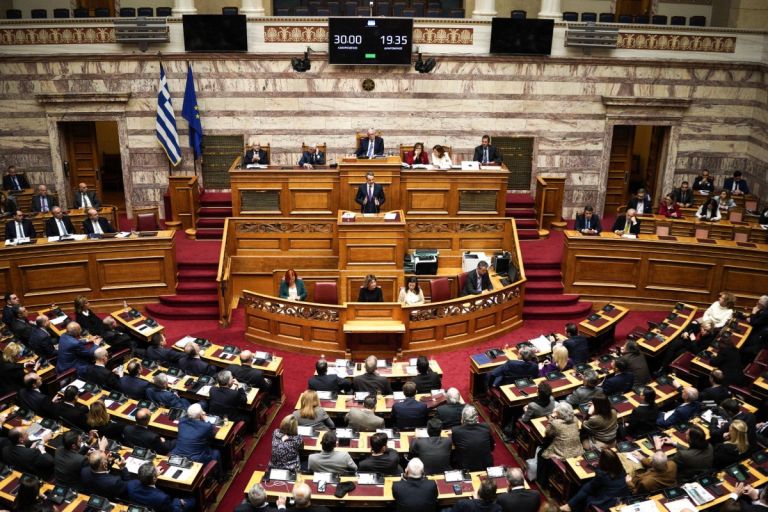 ΣΑΡΩΝΕΙ η Κομισιόν τις φοροαπαλλαγές: Στο τραπέζι «ψαλίδι» σε προνόμια 22,9 δισ. ευρώ