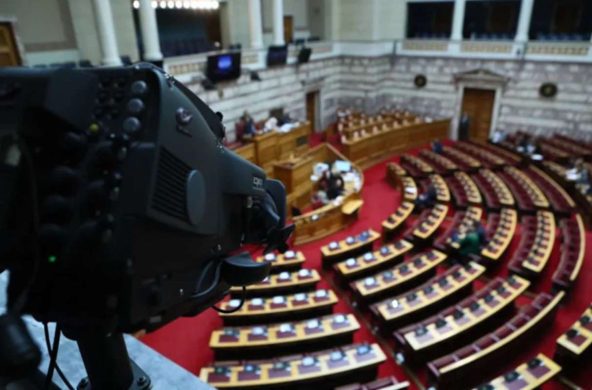 Σφοδρές αντιδράσεις της αντιπολίτευσης στην ανάρτηση του Πρωθυπουργού: «Τα κλεμμένα να επιστραφούν»