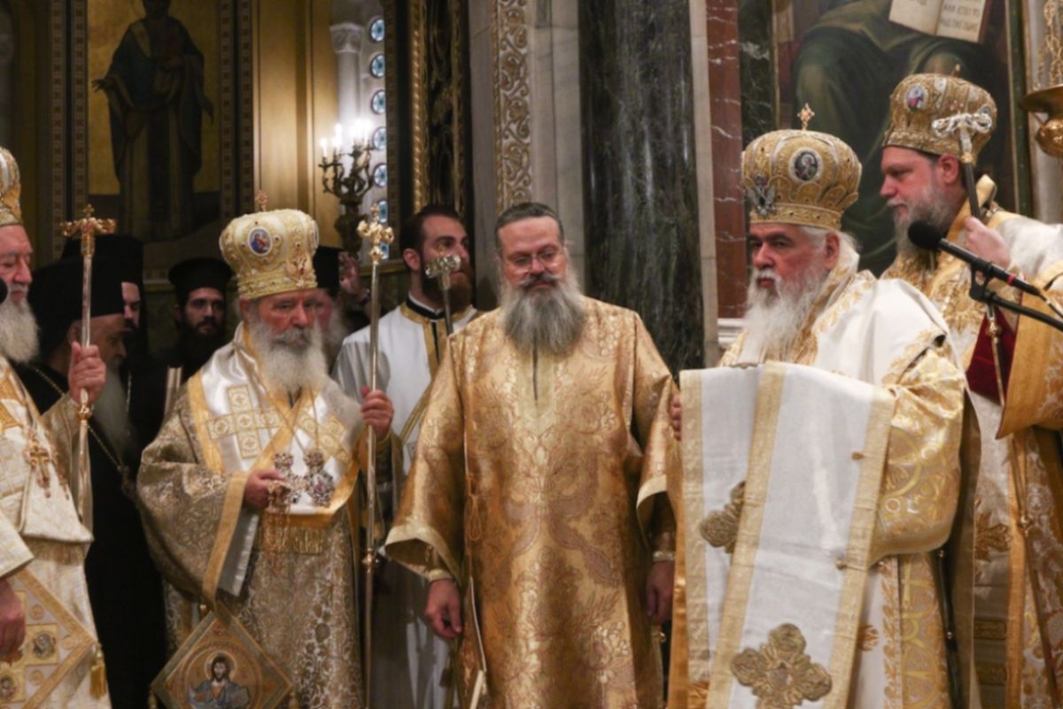 «ΕΚΤΟΞΕΥΣΗ» 95% στις αποδοχές Ιεραρχίας – Το άρθρο 56 που ανάβει πολιτική φωτιά