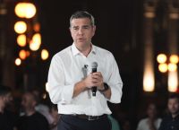 Τσίπρας από Λέσβο: Επίθεση στην κυβέρνηση για ακρίβεια,διαφθορά,θεσμούς–Η αντιπαράθεση περνά σε νέα φάση