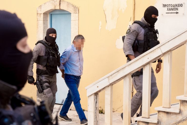 Χανιά: Ελεύθερος με περιοριστικούς όρους ο τοξικολόγος – Προθεσμία για τον ιατροδικαστή