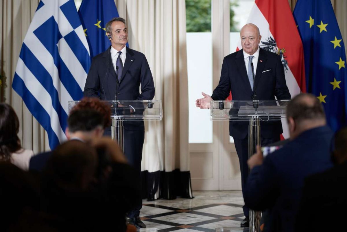 Mitsotakis: “No Magic Solution for Fuel Prices” – Greece Pushes EU for New Energy Shield if Crisis Returns