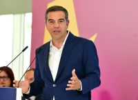 Tsipras Unveils “Aristotle Plan”:€15 Billion for Local Governments Radical Overhaul of Greece’s Municipal Map