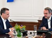 Μητσοτάκης – Δούκας: Μήνυμα συνεργασίας ΝΔ και ΠΑΣΟΚ για την Αθήνα ενόψει της ελληνικής προεδρίας στην ΕΕ