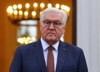 Σταϊνμάιερ: Προειδοποίηση για τη δημοκρατία – «Οι πολίτες αποφασίζουν πλέον και για το πολίτευμα»