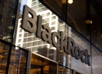 Η BlackRock σπάει το φράγμα των 15 τρισ. δολαρίων–Η νέα υπερδύναμη που αναδιαμορφώνει την παγκόσμια οικονομία