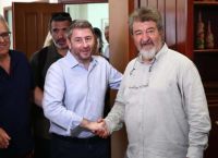 «Πόλεμος» Ανδρουλάκη με Μαξίμου: «Ασύδοτη αγορά, πολλά στους λίγους»